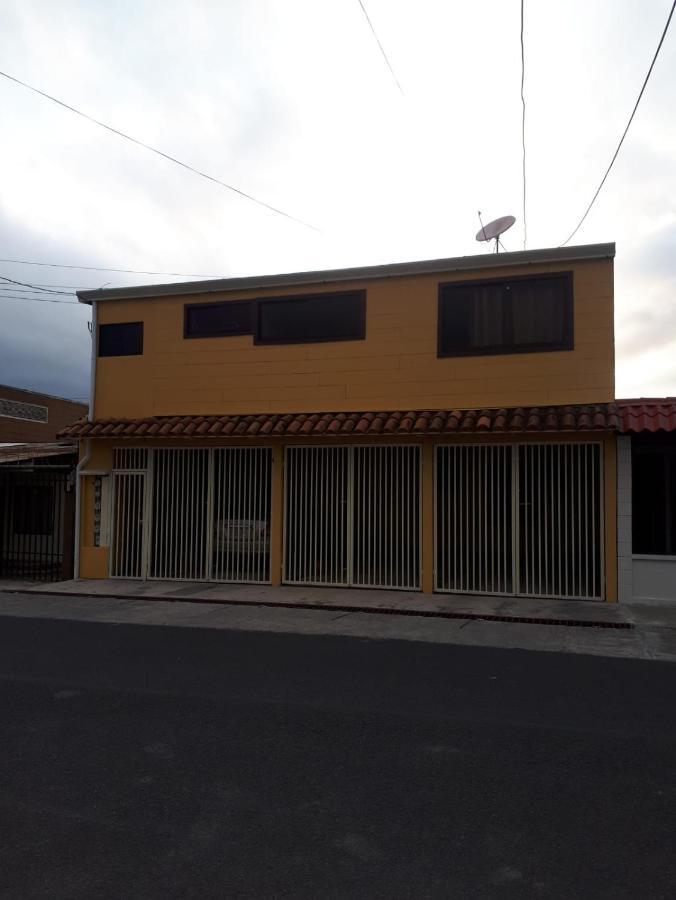 Apartamentos Guzman El Tejar Εξωτερικό φωτογραφία